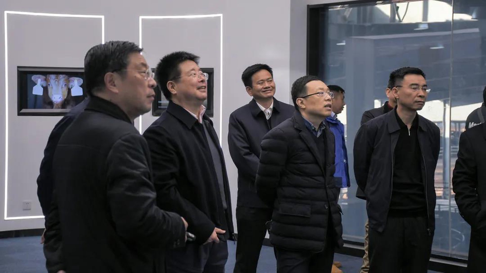 鹏欣源达特钢